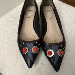AUTHENTIC FENDI MONSTER FLAT sizes 9